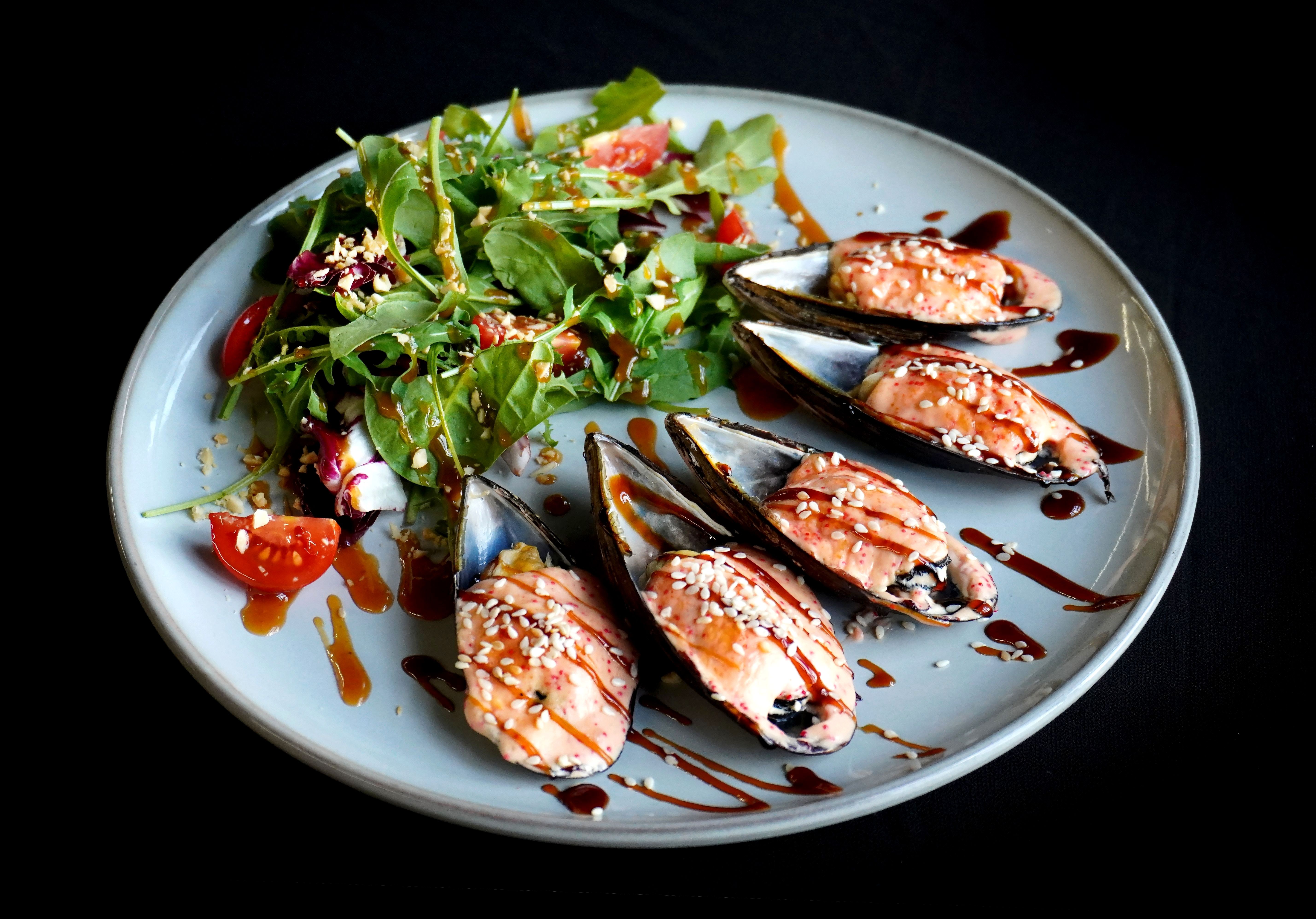 Запеченые мидии гигант